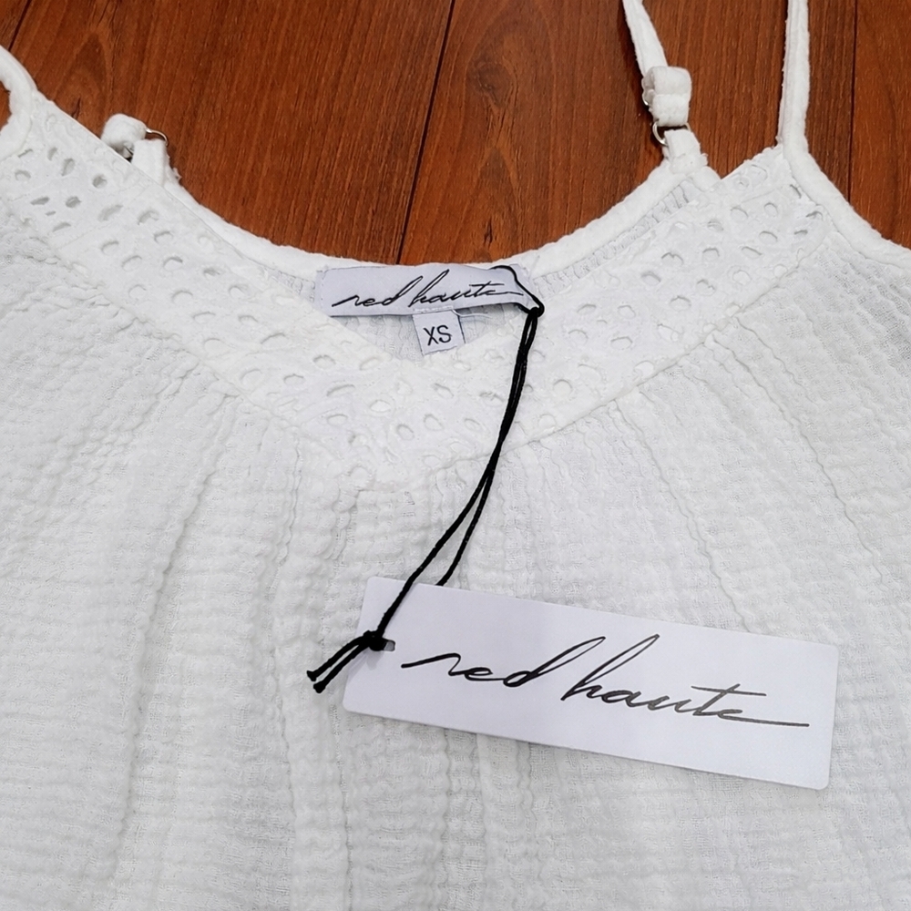 Red Haute White Camisole Top NWT SIZE XS - Picture 4 of 4